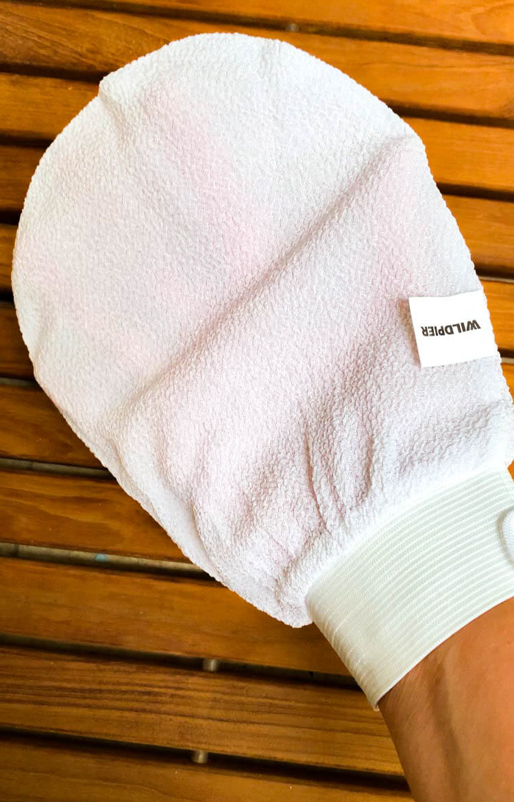 The best exfoliating glove I’ve ever used Wildpier Beauty