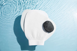 Wildpier Deep Exfoliating Glove with a konjac sponge